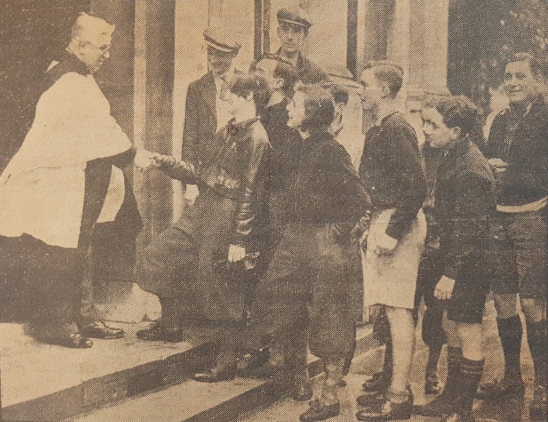 Rev Tranter welcomed ‘hatless hikers and knickerbockered cyclists’ to Church in the mid-1930s encouraging people to attend church during their holidays in the area.